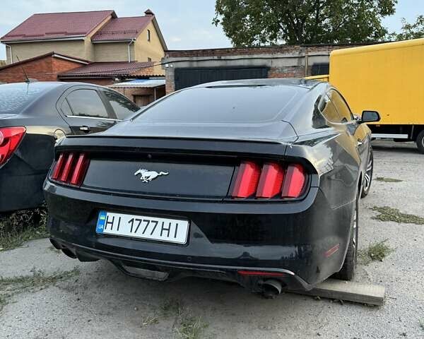 Черный Форд Мустанг, объемом двигателя 2.26 л и пробегом 130 тыс. км за 7000 $, фото 1 на Automoto.ua