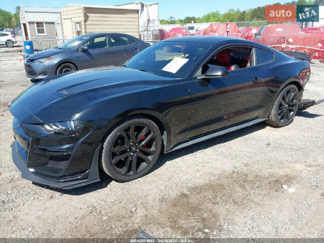 Черный Форд Мустанг, объемом двигателя 2.3 л и пробегом 120 тыс. км за 5300 $, фото 1 на Automoto.ua