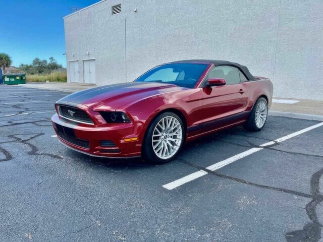 Красный Форд Мустанг, объемом двигателя 3.7 л и пробегом 86 тыс. км за 9800 $, фото 1 на Automoto.ua