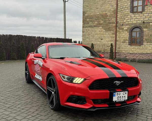 Красный Форд Мустанг, объемом двигателя 2.3 л и пробегом 132 тыс. км за 16000 $, фото 1 на Automoto.ua