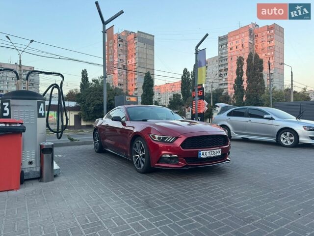 Красный Форд Мустанг, объемом двигателя 2.3 л и пробегом 103 тыс. км за 9300 $, фото 1 на Automoto.ua