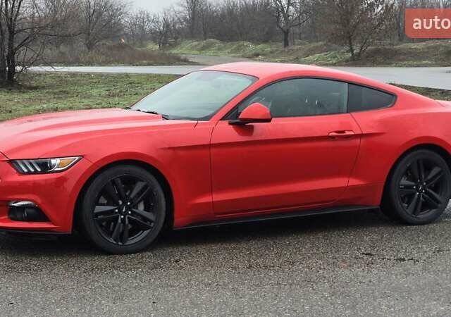 Червоний Форд Мустанг, об'ємом двигуна 2.26 л та пробігом 115 тис. км за 16000 $, фото 1 на Automoto.ua