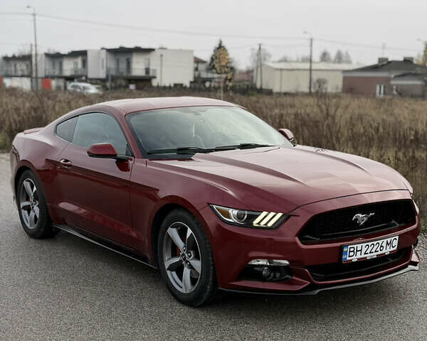 Красный Форд Мустанг, объемом двигателя 2.3 л и пробегом 127 тыс. км за 16500 $, фото 1 на Automoto.ua