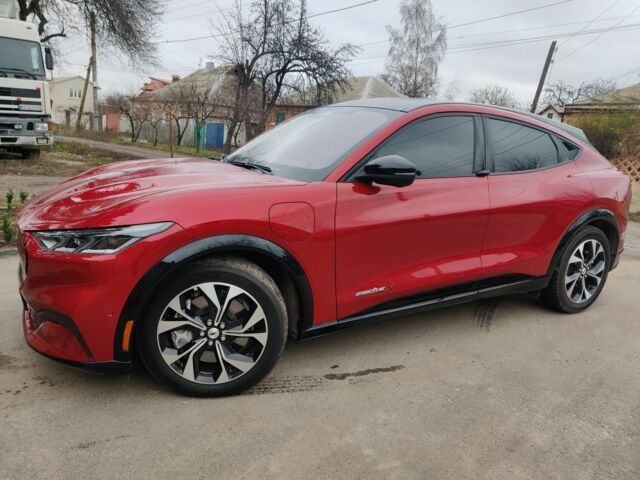 Красный Форд Мустанг, объемом двигателя 0 л и пробегом 6 тыс. км за 26999 $, фото 1 на Automoto.ua