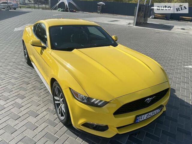 Жовтий Форд Мустанг, об'ємом двигуна 2.3 л та пробігом 50 тис. км за 22500 $, фото 1 на Automoto.ua