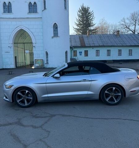 Серый Форд Мустанг, объемом двигателя 3.72 л и пробегом 140 тыс. км за 14900 $, фото 1 на Automoto.ua