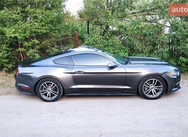 Сірий Форд Мустанг, об'ємом двигуна 2.26 л та пробігом 178 тис. км за 13100 $, фото 1 на Automoto.ua