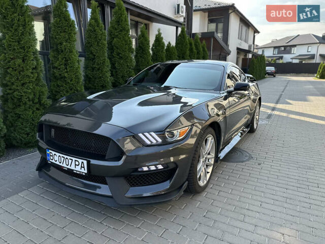 Серый Форд Мустанг, объемом двигателя 2.26 л и пробегом 97 тыс. км за 24000 $, фото 1 на Automoto.ua