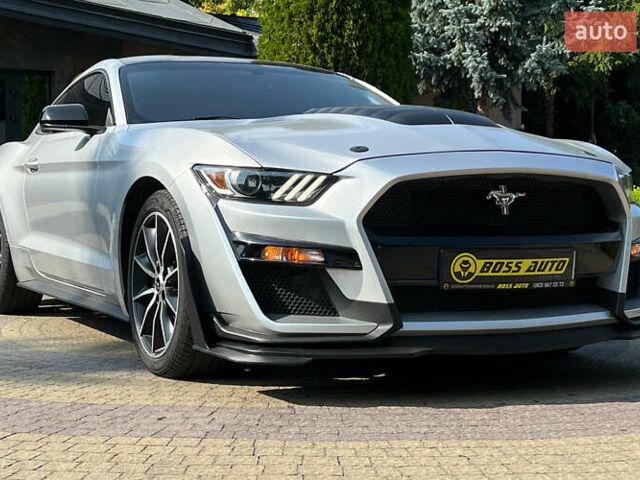 Серый Форд Мустанг, объемом двигателя 2.3 л и пробегом 91 тыс. км за 16999 $, фото 1 на Automoto.ua