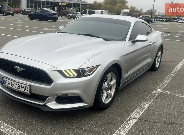 Сірий Форд Мустанг, об'ємом двигуна 3.72 л та пробігом 125 тис. км за 18500 $, фото 1 на Automoto.ua