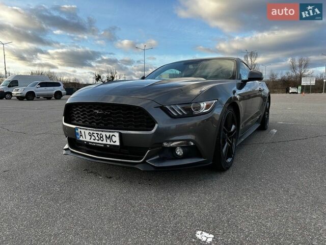 Серый Форд Мустанг, объемом двигателя 2.3 л и пробегом 38 тыс. км за 18900 $, фото 1 на Automoto.ua