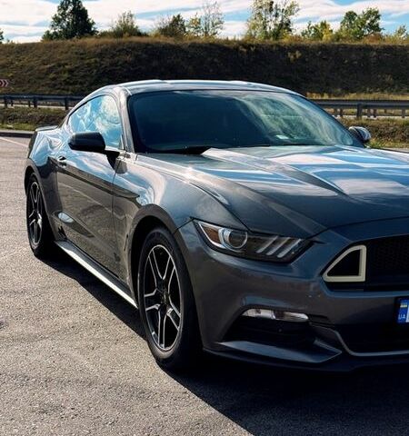 Серый Форд Мустанг, объемом двигателя 3.72 л и пробегом 72 тыс. км за 15500 $, фото 1 на Automoto.ua