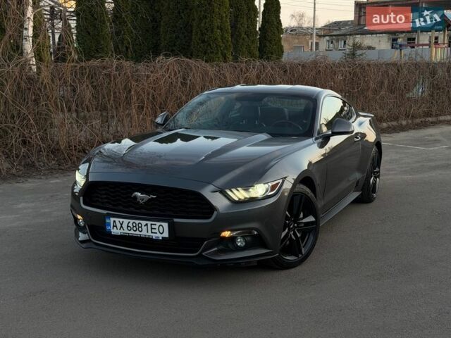 Серый Форд Мустанг, объемом двигателя 2.26 л и пробегом 44 тыс. км за 18400 $, фото 1 на Automoto.ua