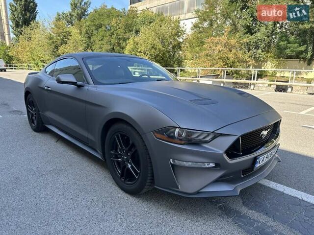 Серый Форд Мустанг, объемом двигателя 4.95 л и пробегом 67 тыс. км за 27600 $, фото 1 на Automoto.ua
