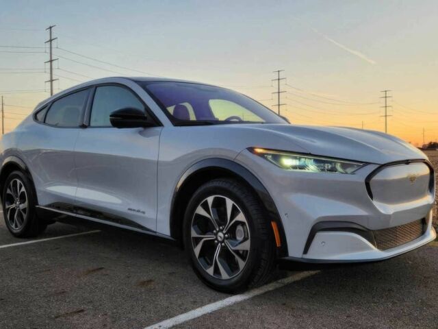 Серый Форд Мустанг, объемом двигателя 0 л и пробегом 28 тыс. км за 17600 $, фото 1 на Automoto.ua