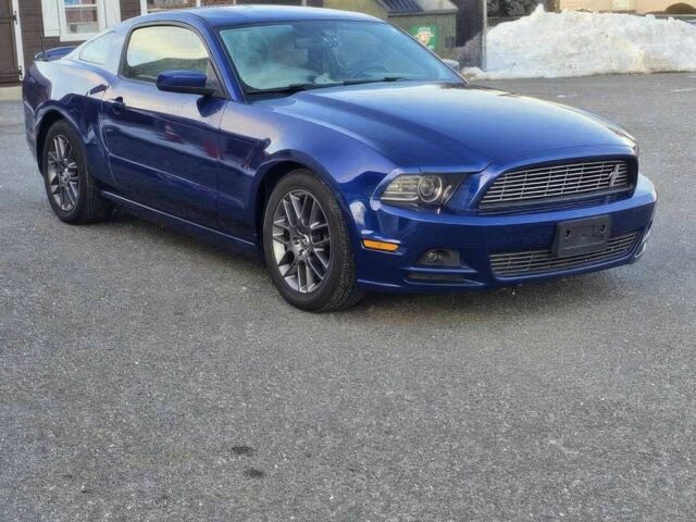 Синий Форд Мустанг, объемом двигателя 3.7 л и пробегом 87 тыс. км за 2900 $, фото 1 на Automoto.ua