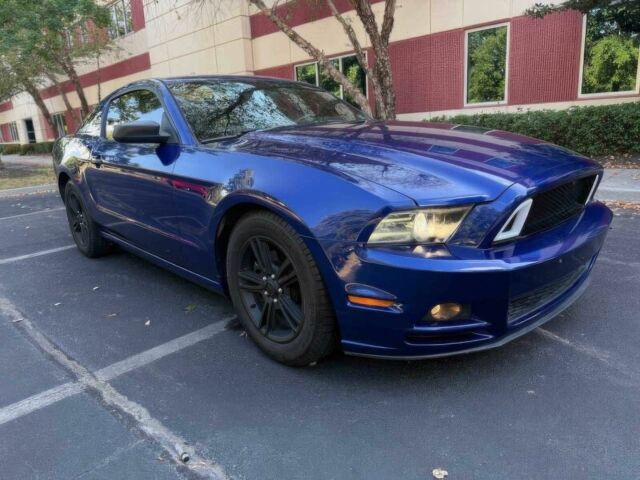 Синій Форд Мустанг, об'ємом двигуна 3.7 л та пробігом 89 тис. км за 2900 $, фото 1 на Automoto.ua