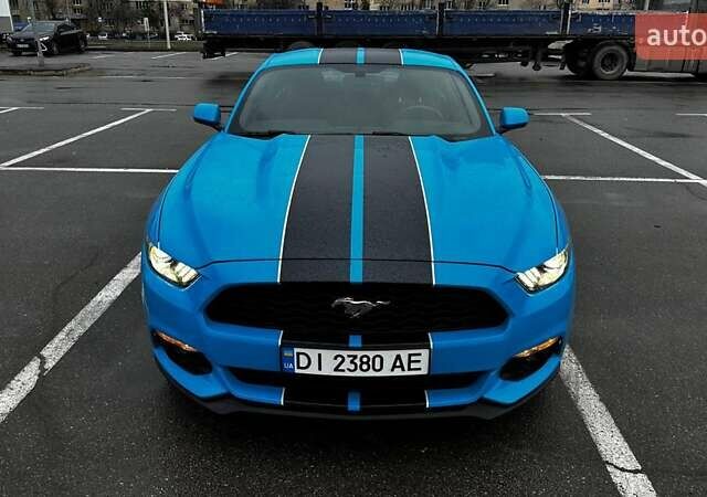 Синій Форд Мустанг, об'ємом двигуна 2.26 л та пробігом 46 тис. км за 16000 $, фото 1 на Automoto.ua