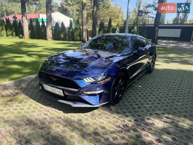 Синий Форд Мустанг, объемом двигателя 2.26 л и пробегом 147 тыс. км за 18000 $, фото 1 на Automoto.ua