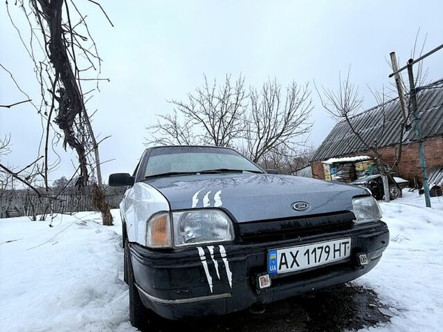 Білий Форд Оріон, об'ємом двигуна 1.4 л та пробігом 266 тис. км за 1270 $, фото 1 на Automoto.ua