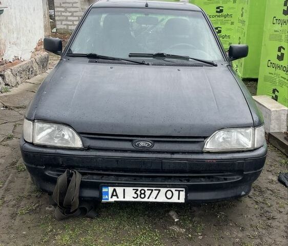 Чорний Форд Оріон, об'ємом двигуна 1.4 л та пробігом 380 тис. км за 565 $, фото 1 на Automoto.ua