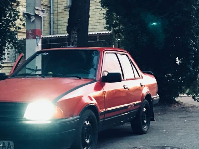 Червоний Форд Оріон, об'ємом двигуна 1.6 л та пробігом 2 тис. км за 800 $, фото 1 на Automoto.ua