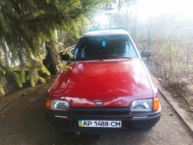 Красный Форд Орион, объемом двигателя 0 л и пробегом 2 тыс. км за 593 $, фото 1 на Automoto.ua