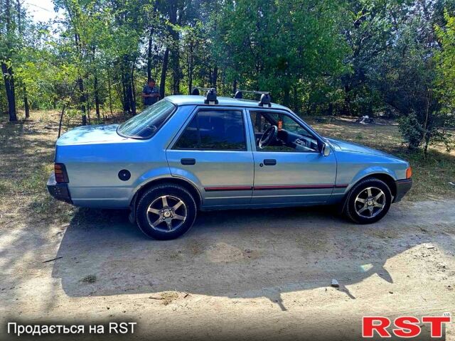 Форд Оріон, об'ємом двигуна 1.8 л та пробігом 400 тис. км за 2000 $, фото 1 на Automoto.ua