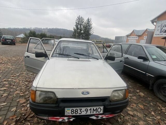 Сірий Форд Оріон, об'ємом двигуна 1.4 л та пробігом 3 тис. км за 750 $, фото 1 на Automoto.ua