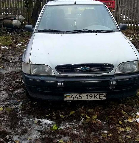 Форд Орион 1992 в Ахтырке на Automoto.ua Серый Форд Орион, объемом двигателя 1.8 л и пробегом 0 тыс. км за 1250 $, фото 1 на Automoto.ua