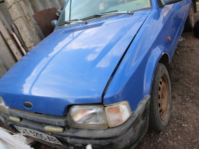 Синий Форд Орион, объемом двигателя 0 л и пробегом 400 тыс. км за 1500 $, фото 1 на Automoto.ua