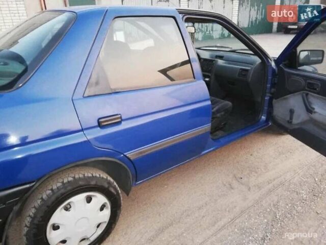 Синій Форд Оріон, об'ємом двигуна 1.4 л та пробігом 314 тис. км за 1200 $, фото 1 на Automoto.ua