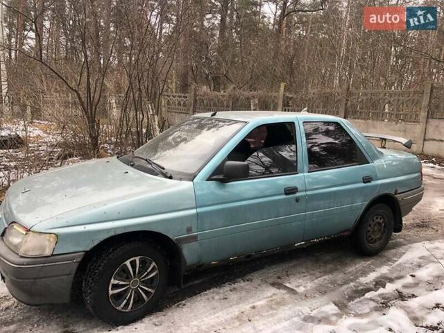 Зеленый Форд Орион, объемом двигателя 1.3 л и пробегом 280 тыс. км за 500 $, фото 1 на Automoto.ua