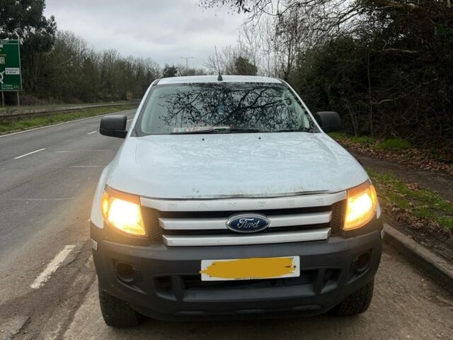 Білий Форд Рейнджер, об'ємом двигуна 2.2 л та пробігом 190 тис. км за 7200 $, фото 1 на Automoto.ua