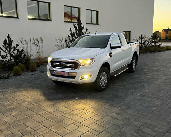 Белый Форд Рейнджер, объемом двигателя 2.2 л и пробегом 170 тыс. км за 14500 $, фото 1 на Automoto.ua