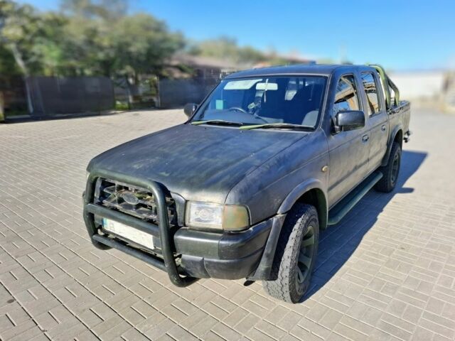 Черный Форд Рейнджер, объемом двигателя 2.5 л и пробегом 182 тыс. км за 4000 $, фото 1 на Automoto.ua