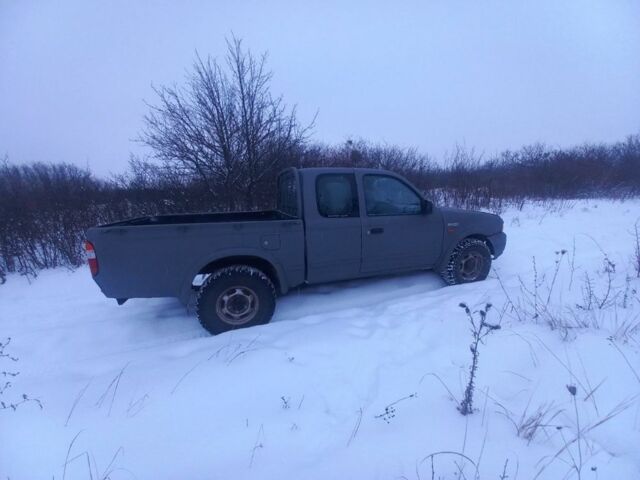 Сірий Форд Рейнджер, об'ємом двигуна 2.5 л та пробігом 242 тис. км за 4500 $, фото 1 на Automoto.ua