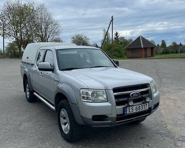 Серый Форд Рейнджер, объемом двигателя 2.5 л и пробегом 227 тыс. км за 5200 $, фото 1 на Automoto.ua