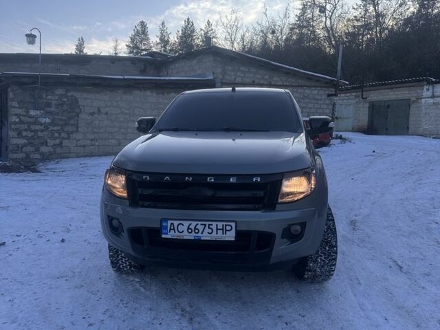 Серый Форд Рейнджер, объемом двигателя 3.2 л и пробегом 203 тыс. км за 16000 $, фото 1 на Automoto.ua