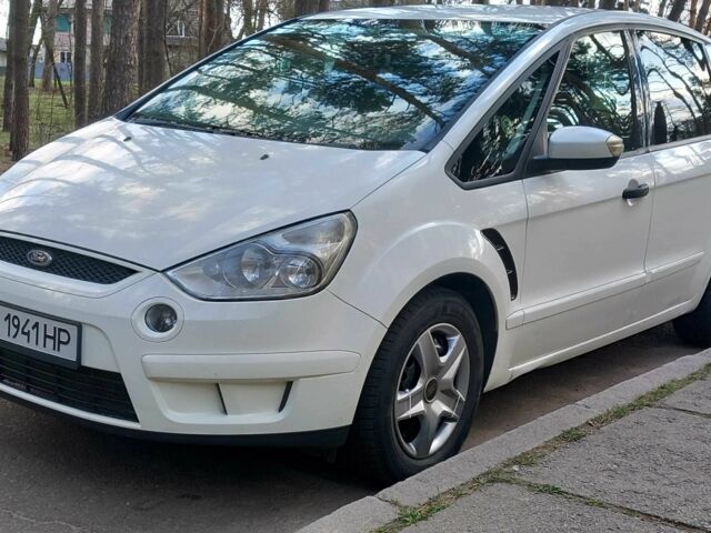 Білий Форд С-Макс, об'ємом двигуна 1.8 л та пробігом 276 тис. км за 4700 $, фото 1 на Automoto.ua