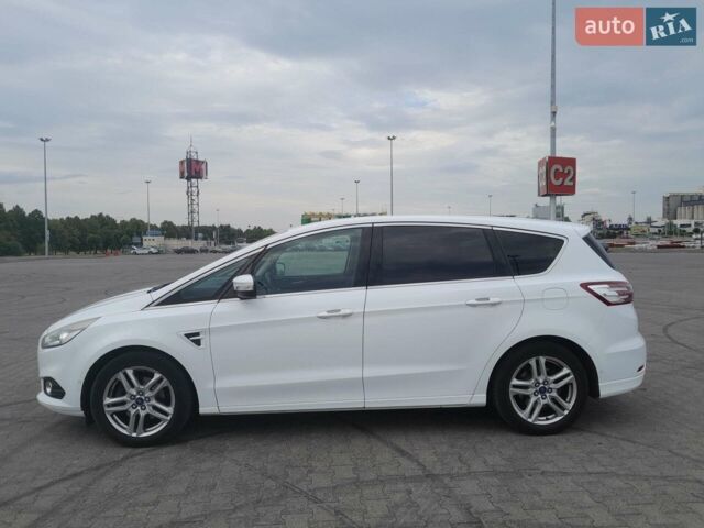 Белый Форд С-Макс, объемом двигателя 2 л и пробегом 317 тыс. км за 11700 $, фото 1 на Automoto.ua