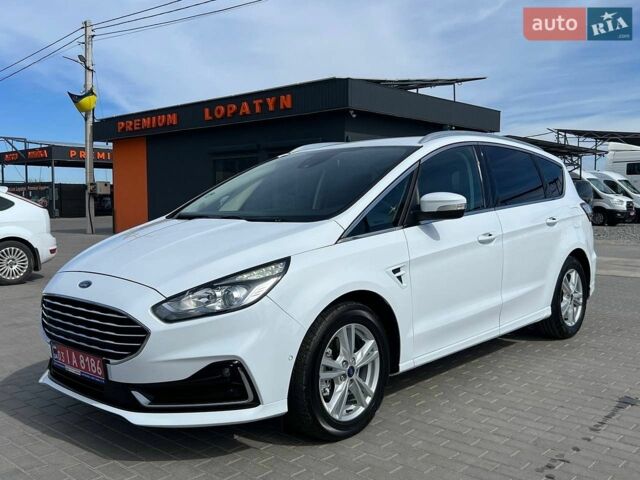 Білий Форд С-Макс, об'ємом двигуна 2 л та пробігом 225 тис. км за 17465 $, фото 1 на Automoto.ua