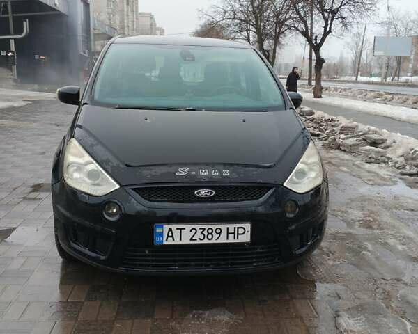 Черный Форд С-Макс, объемом двигателя 2 л и пробегом 370 тыс. км за 5200 $, фото 1 на Automoto.ua