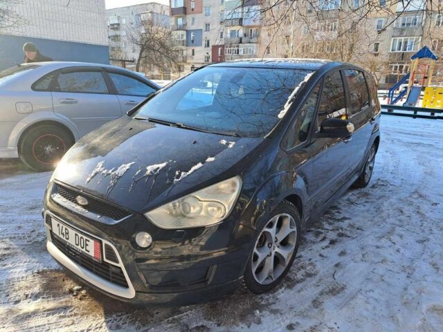 Черный Форд С-Макс, объемом двигателя 2 л и пробегом 1 тыс. км за 3000 $, фото 1 на Automoto.ua