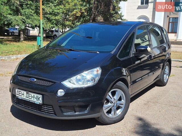 Чорний Форд С-Макс, об'ємом двигуна 2 л та пробігом 202 тис. км за 6450 $, фото 1 на Automoto.ua