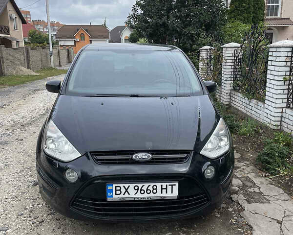 Чорний Форд С-Макс, об'ємом двигуна 2 л та пробігом 305 тис. км за 5700 $, фото 1 на Automoto.ua