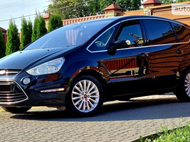 Черный Форд С-Макс, объемом двигателя 2 л и пробегом 350 тыс. км за 9200 $, фото 1 на Automoto.ua