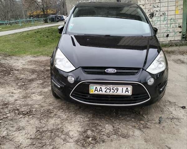 Черный Форд С-Макс, объемом двигателя 2 л и пробегом 315 тыс. км за 7100 $, фото 1 на Automoto.ua