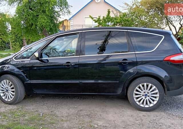 Черный Форд С-Макс, объемом двигателя 1.6 л и пробегом 255 тыс. км за 9900 $, фото 1 на Automoto.ua