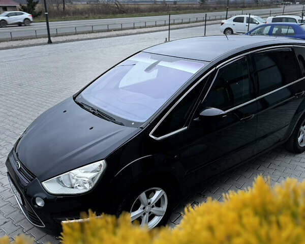 Чорний Форд С-Макс, об'ємом двигуна 2 л та пробігом 214 тис. км за 9700 $, фото 1 на Automoto.ua